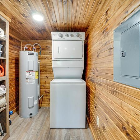 Couples Cabin In Broken Bow About 5 Mi To Downtown! Buitenkant foto