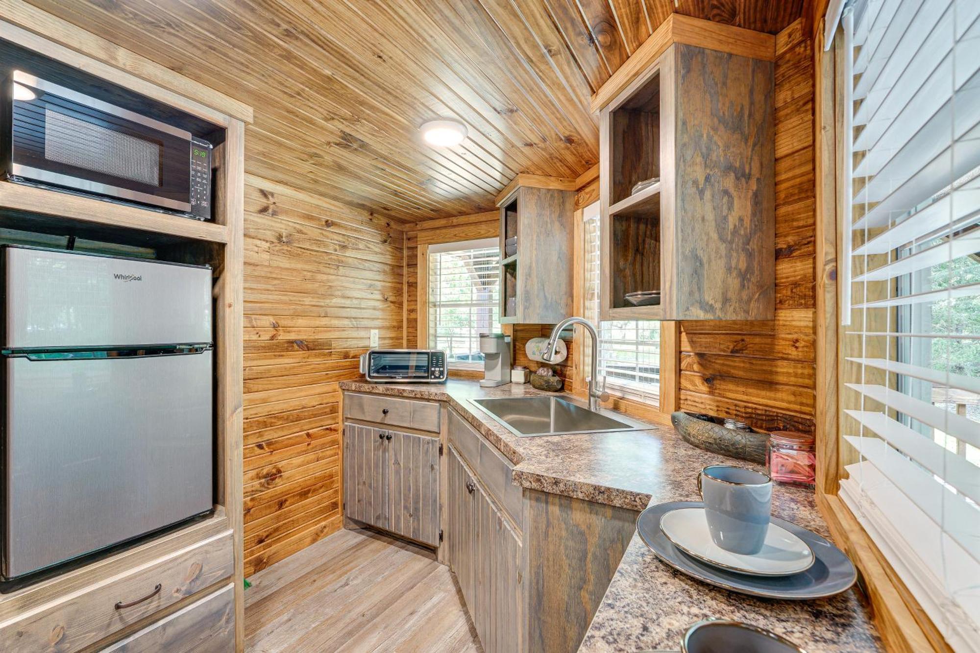 Couples Cabin In Broken Bow About 5 Mi To Downtown! Buitenkant foto
